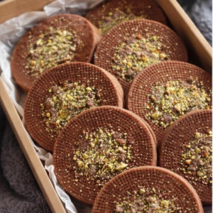 Shortbread Cookies with Nuts and Caramel