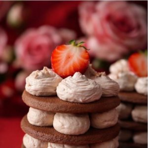 Honey Cake (sliced cake)